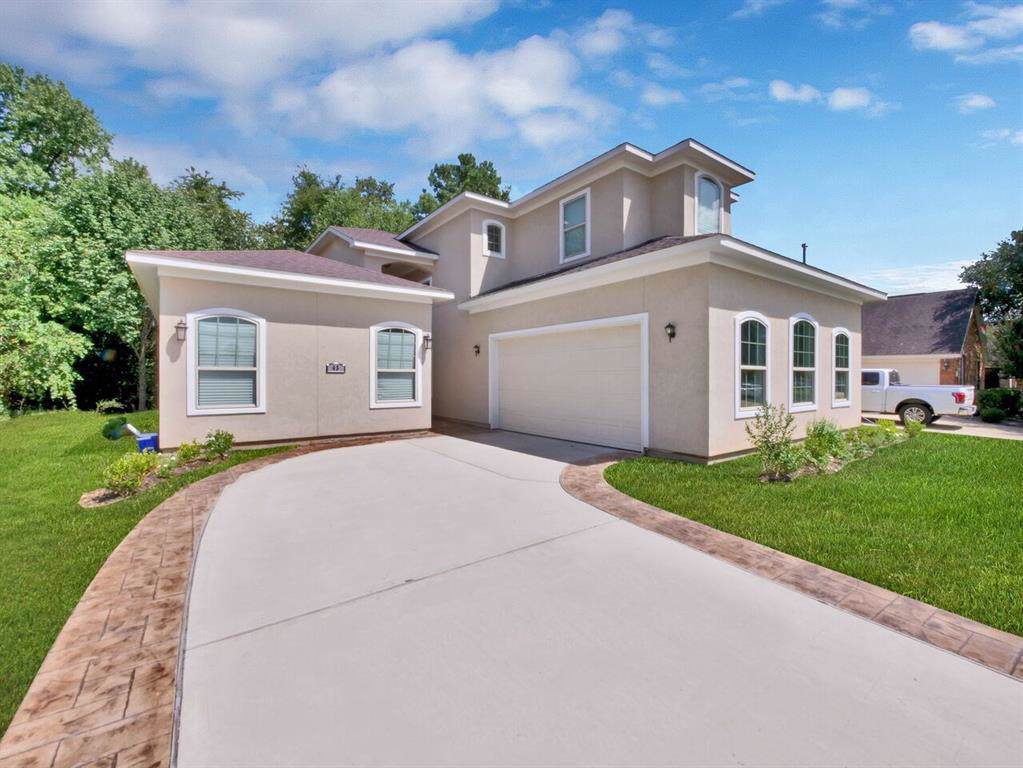 43 Wyndemere Drive - Photo 1