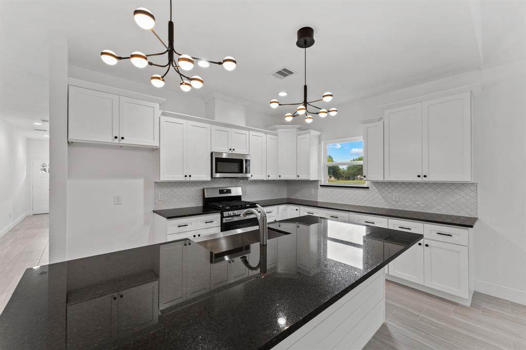 1343 Alpha Lane - Photo 1
