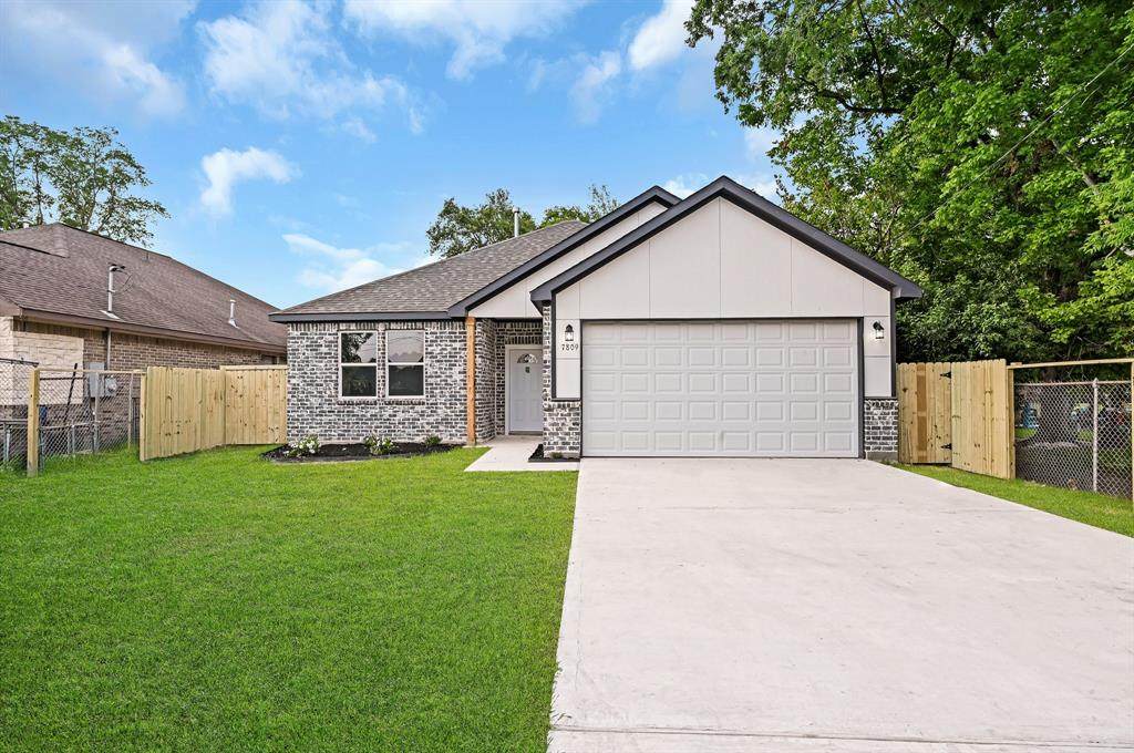7809 Belroit Street - Photo 1