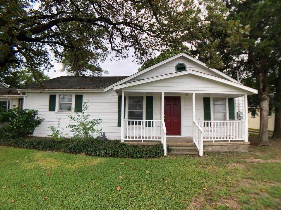 359 State Highway 75 - Photo 1