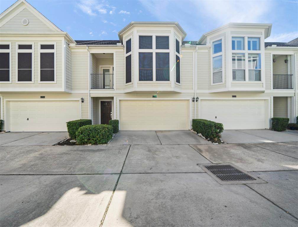 1239 17th Street - Photo 1
