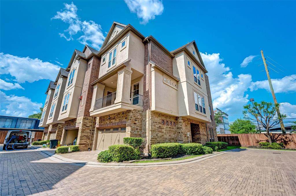 5302 Perrington Heights Lane - Photo 1