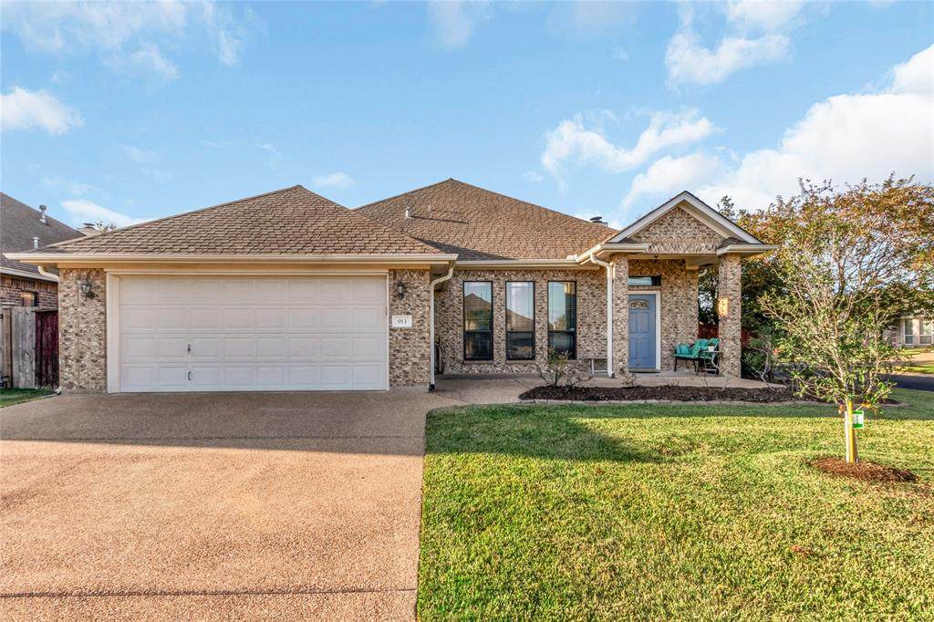 913 Delrey Drive - Photo 1
