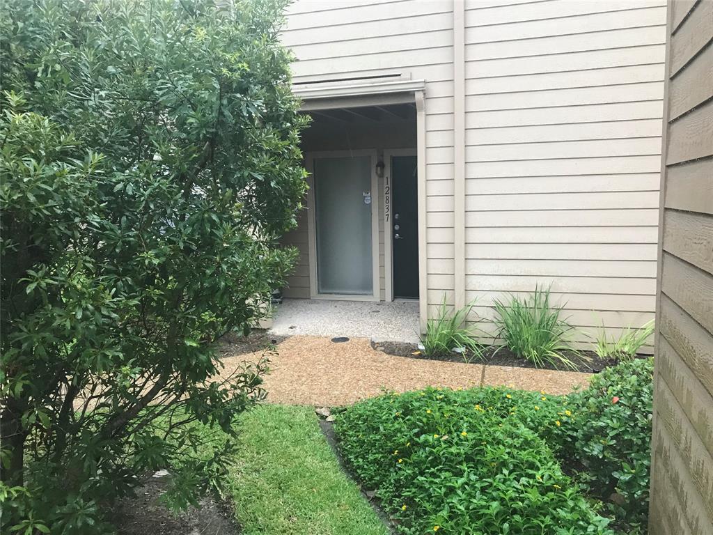 12837 Briarwest Circle - Photo 1
