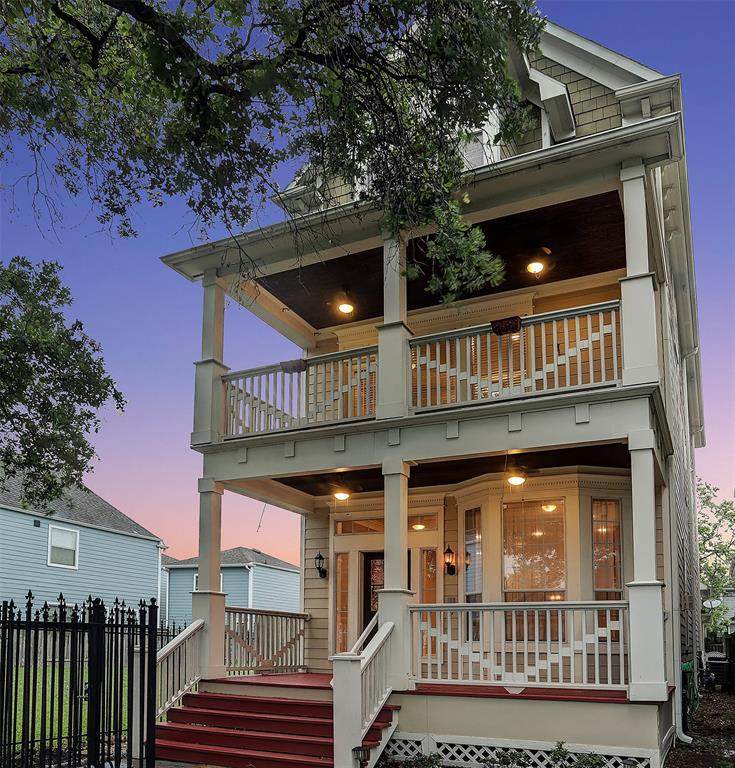 813 20th Street - Photo 1