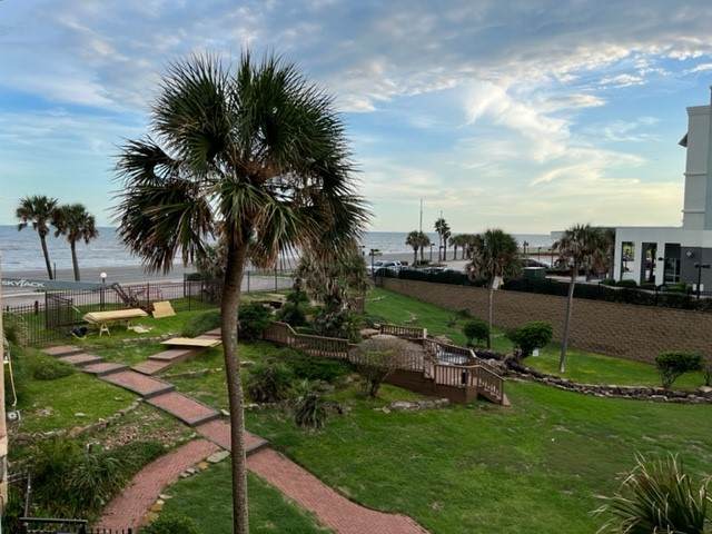 9520 Seawall Boulevard - Photo 1