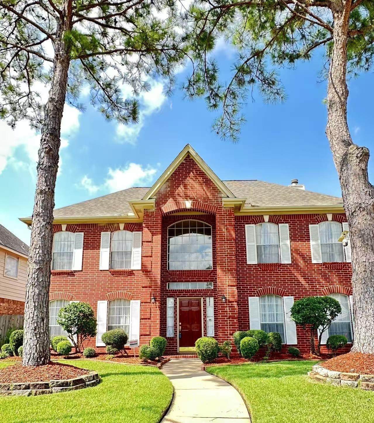 3222 Mossy Elm Court - Photo 1