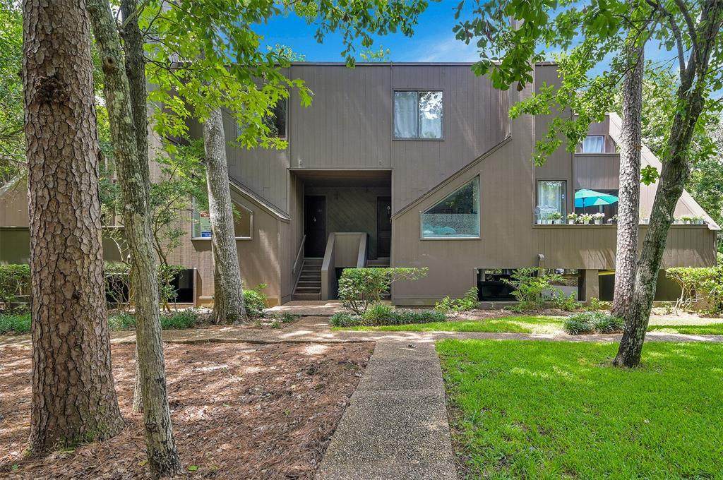 144 Litchfield Lane - Photo 1
