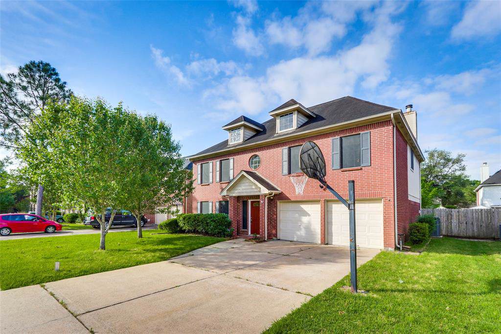 1012 Chesterwood Drive - Photo 1