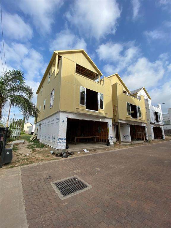 3025 Clinton Drive - Photo 1