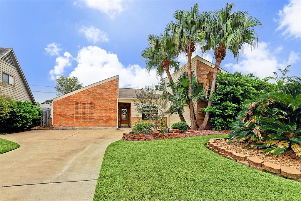 1511 Warwickshire Drive - Photo 1