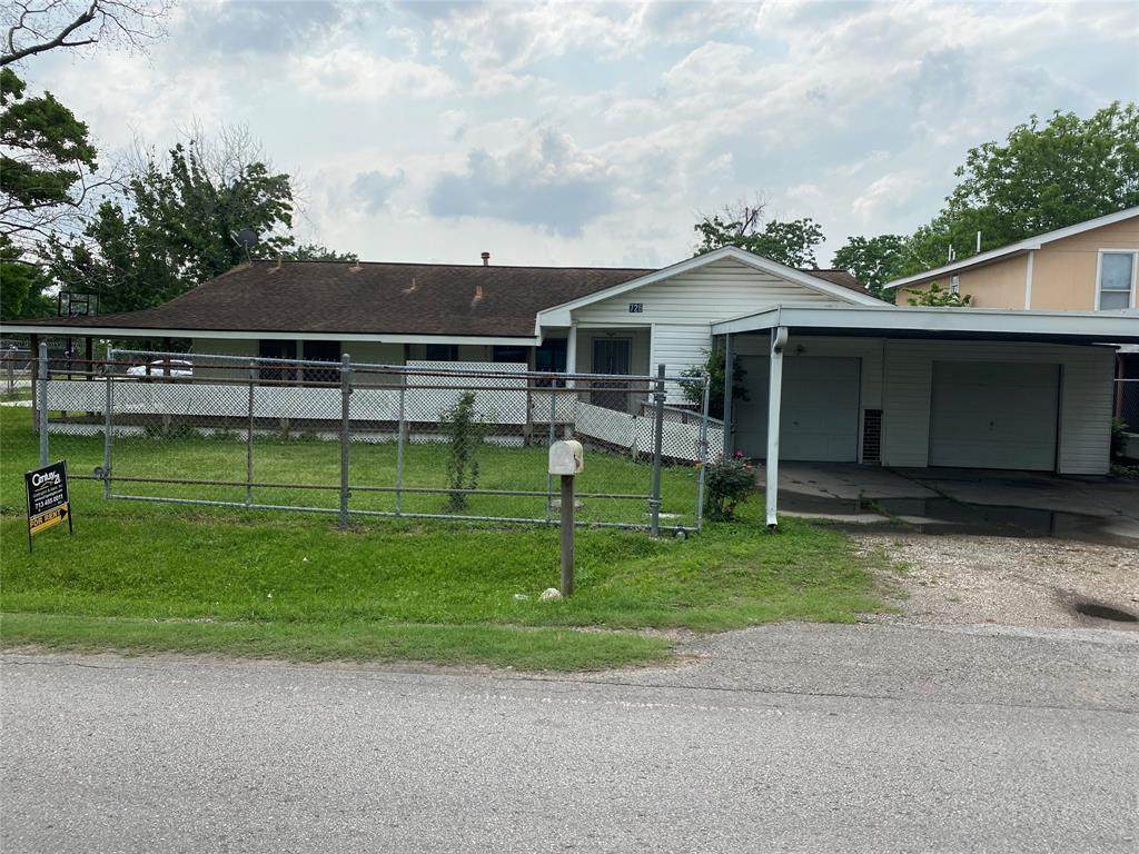 726 Nadolney - Photo 1