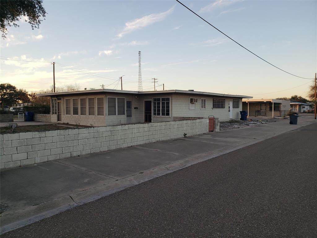 127 Las Pitas Street - Photo 1