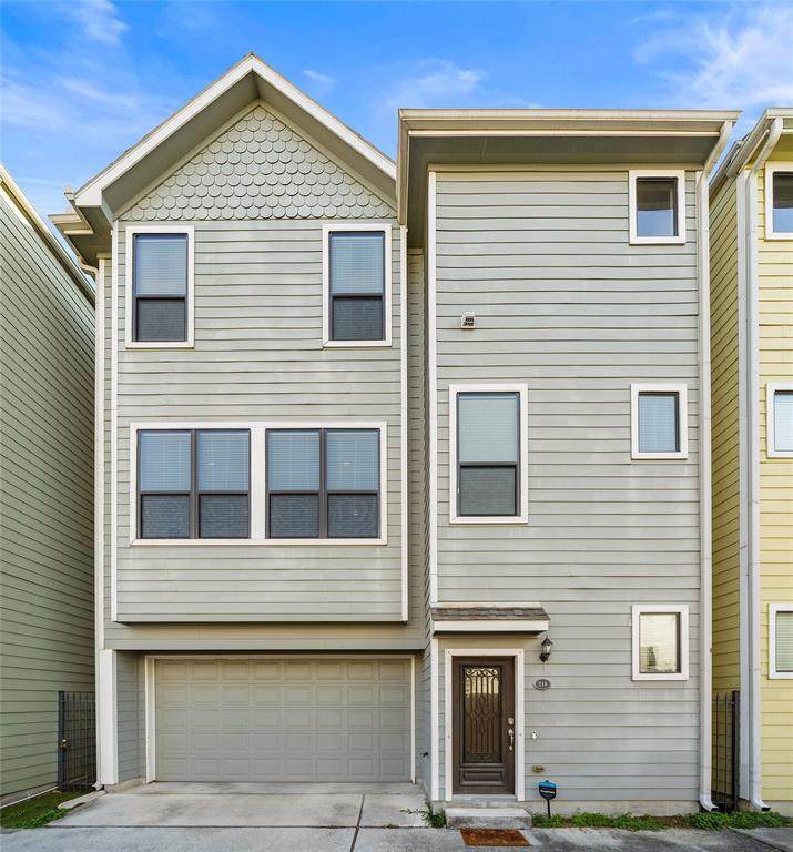 218 28th Street - Photo 1
