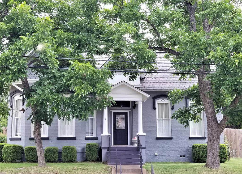293 Barron Street - Photo 1