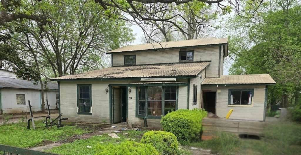 504 Fm 1979 - Photo 1