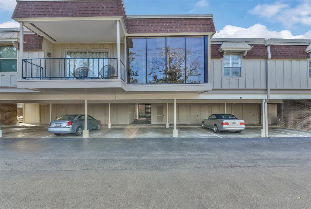 7575 Katy Freeway - Photo 1