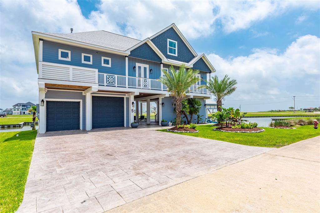 5 Loggerhead - Photo 1