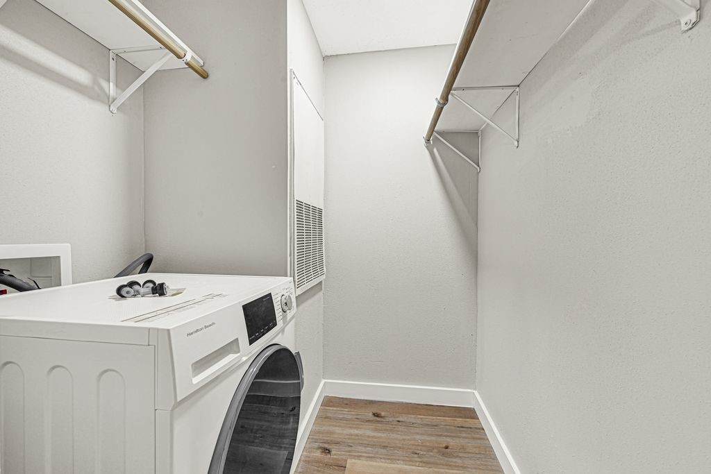 5000 Pease - Photo 1