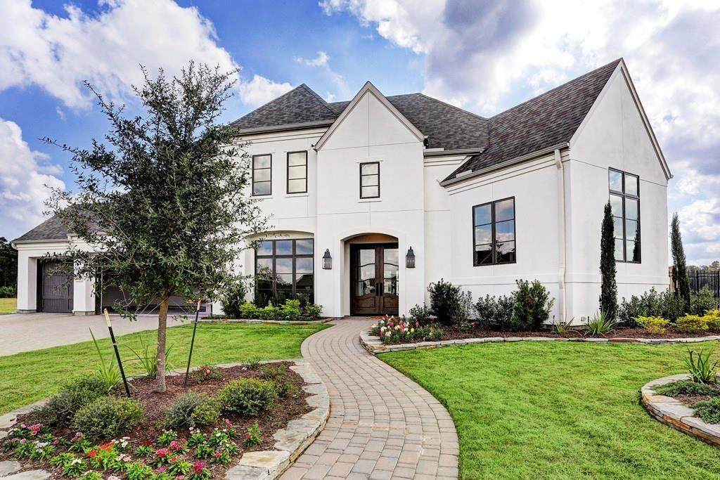 6815 Warwick Lake Lane - Photo 1