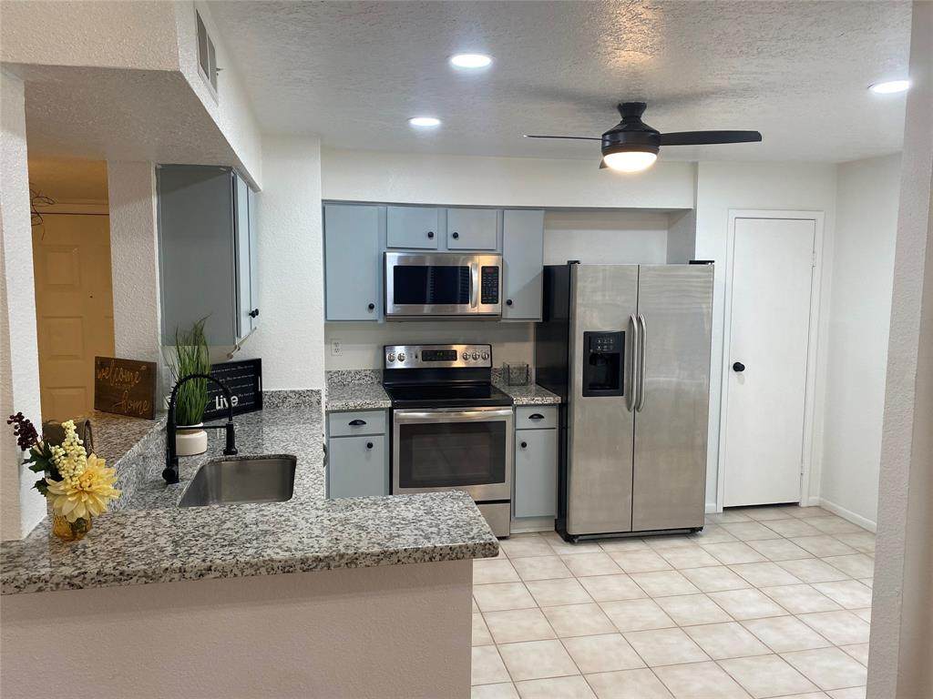 2011 Spenwick Drive - Photo 1