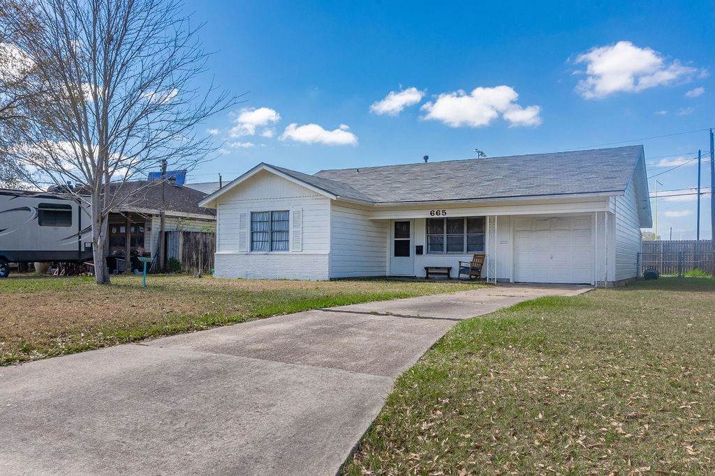 665 Parson Drive - Photo 1