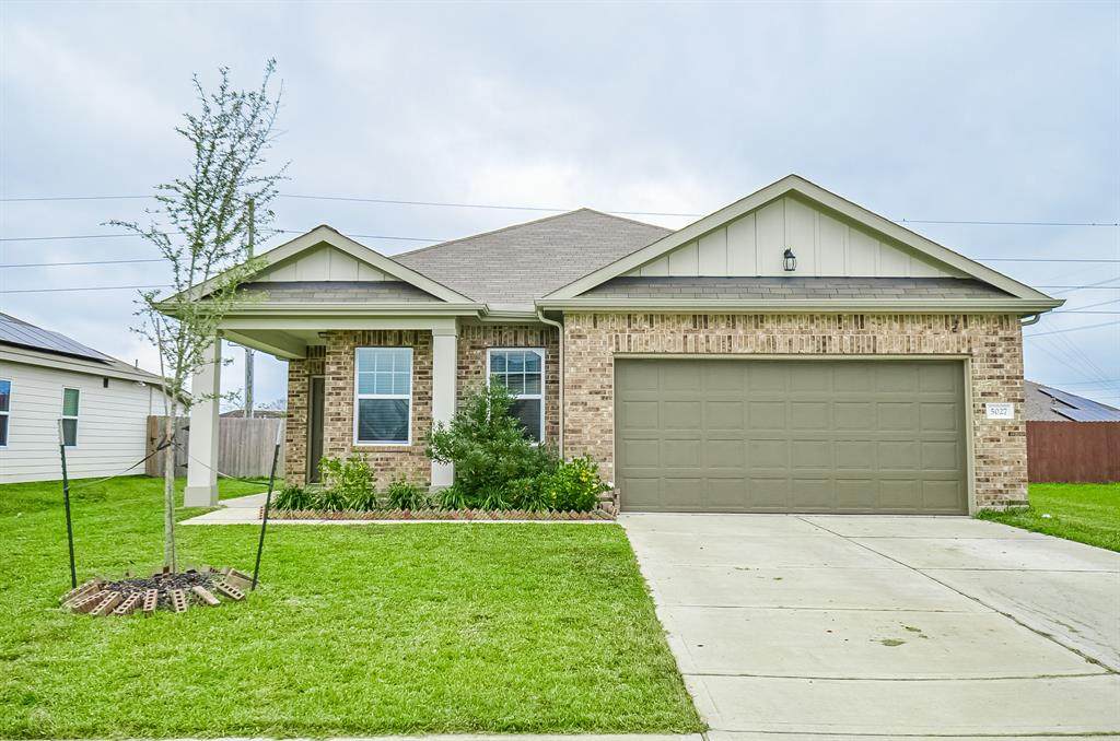 5027 Highland Springs Drive - Photo 1