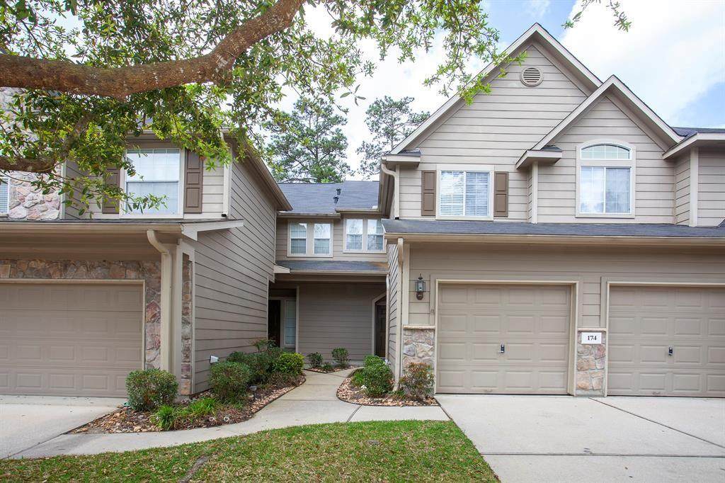 174 Valley Oaks Circle - Photo 1