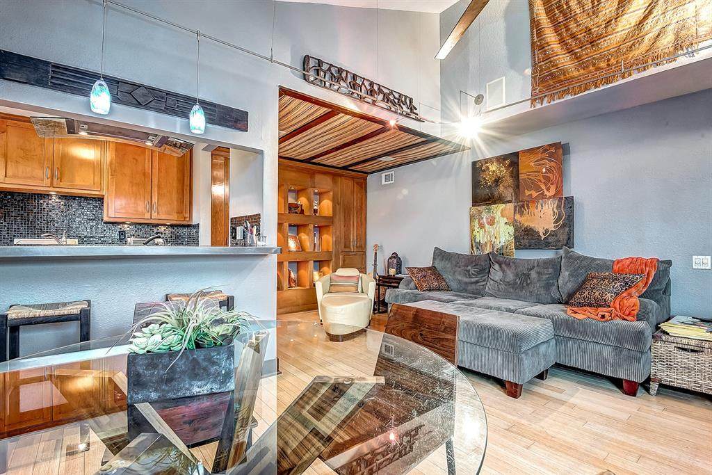 1880 White Oak Drive - Photo 1