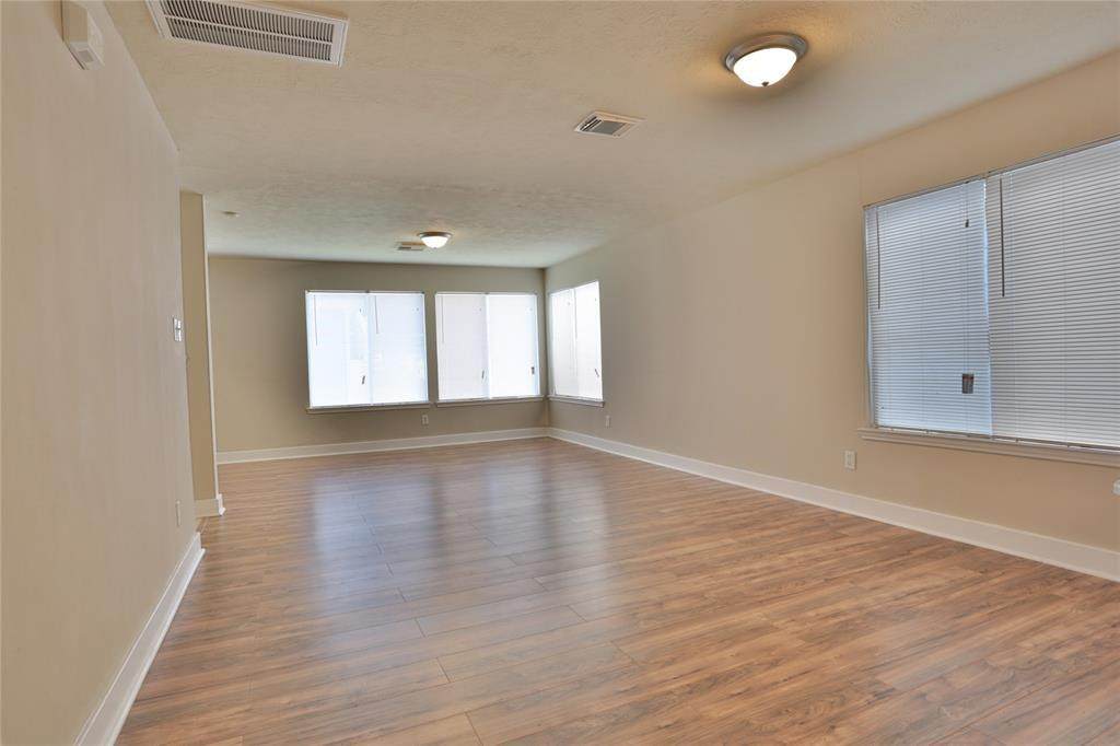 15830 Park Court - Photo 1