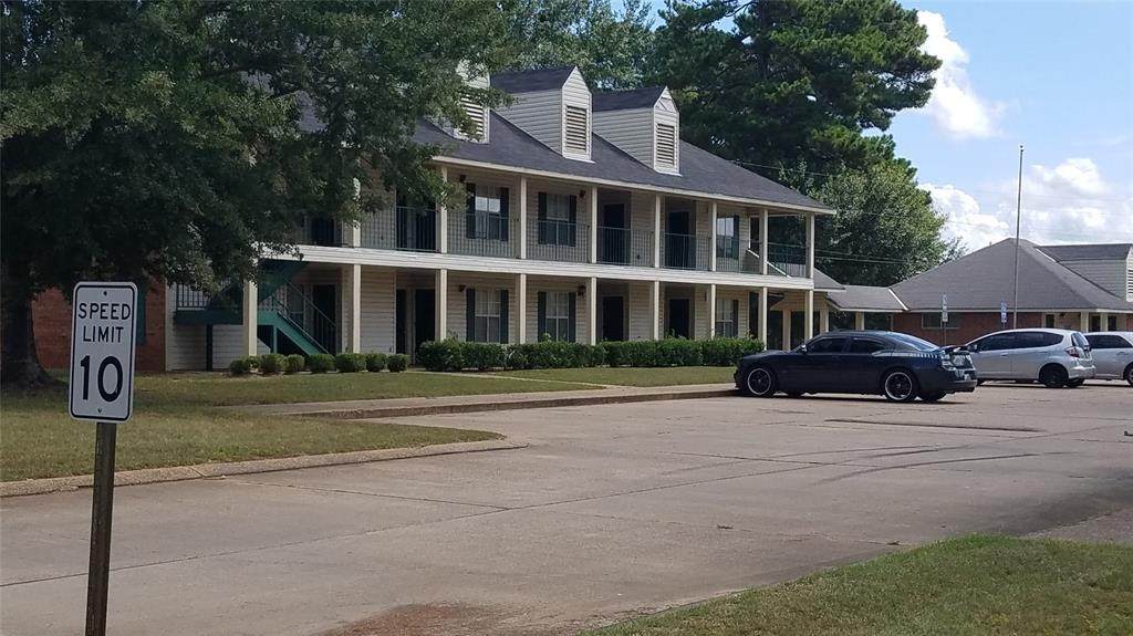 1314 Lee Street - Photo 1