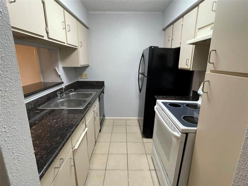 3025 Walnut Bend Lane - Photo 1