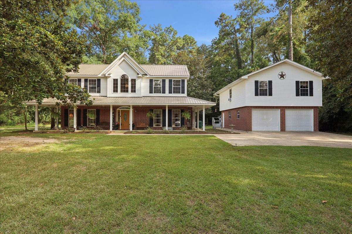 1000 Forsythia Drive - Photo 1