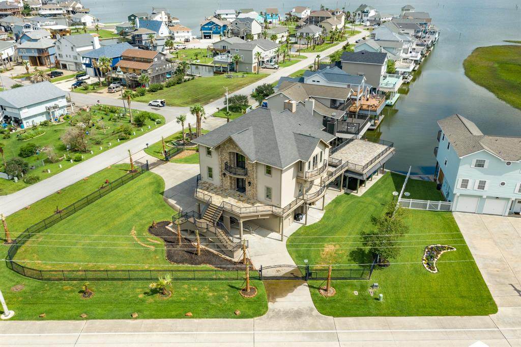302 Bora Bora Drive - Photo 1