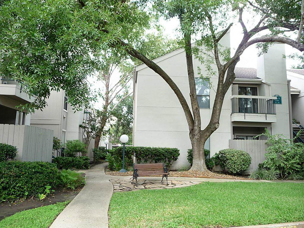 7900 Stadium Drive - Photo 1