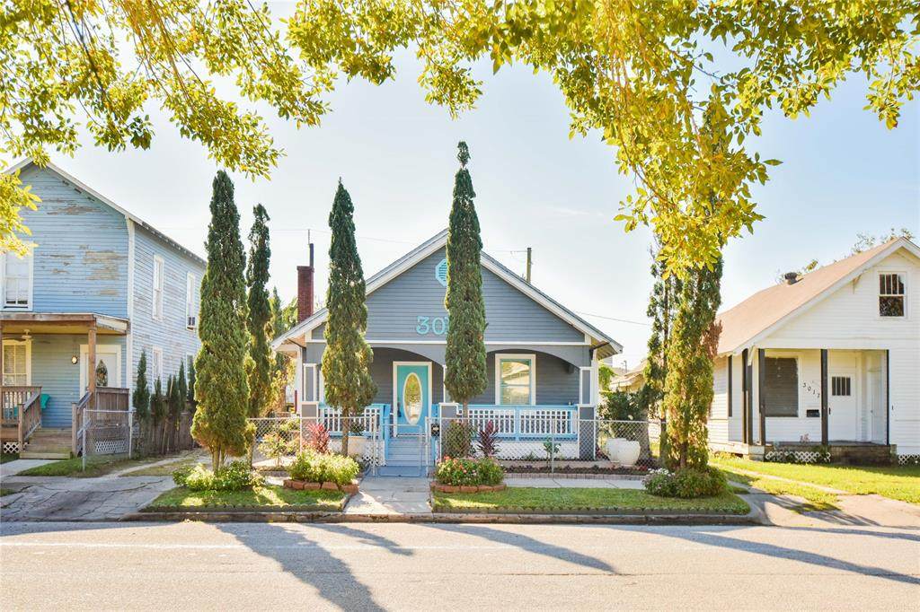 3015 Avenue R - Photo 1