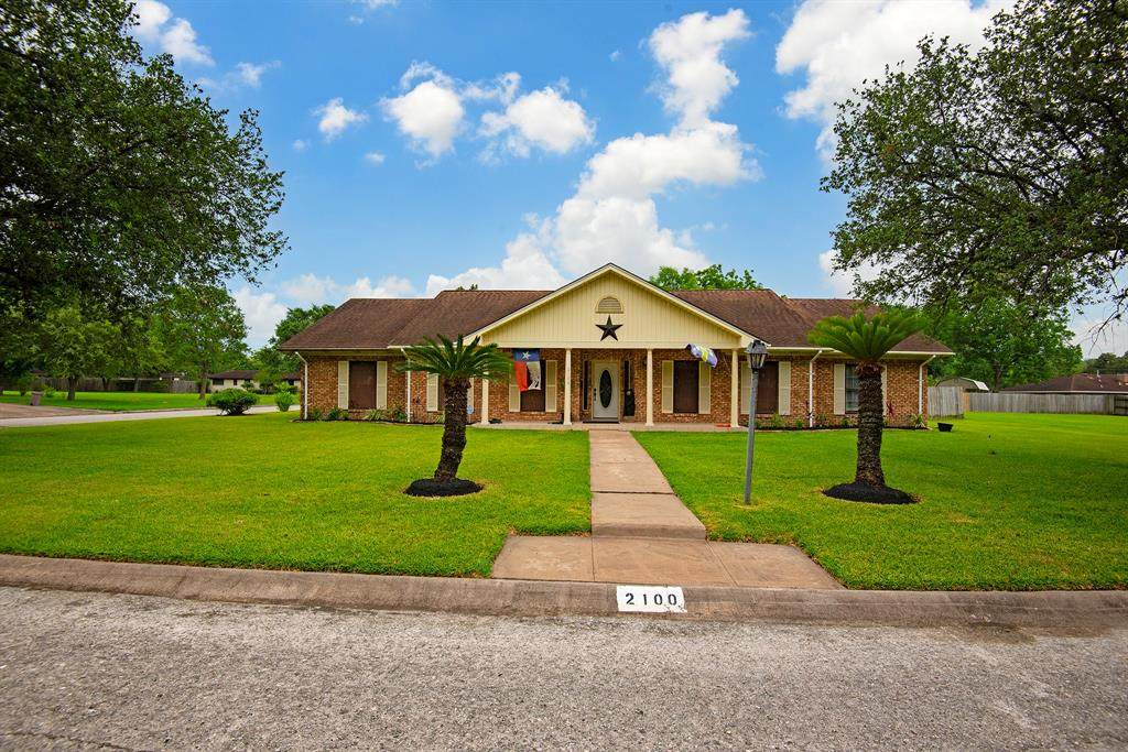 2100 Montana Street - Photo 1