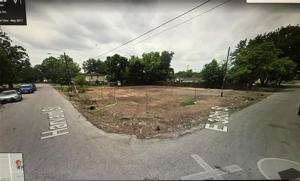136 38 TH Street - Photo 1