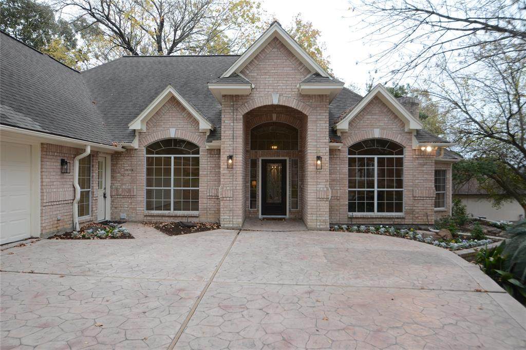 213 Victoria Court - Photo 1