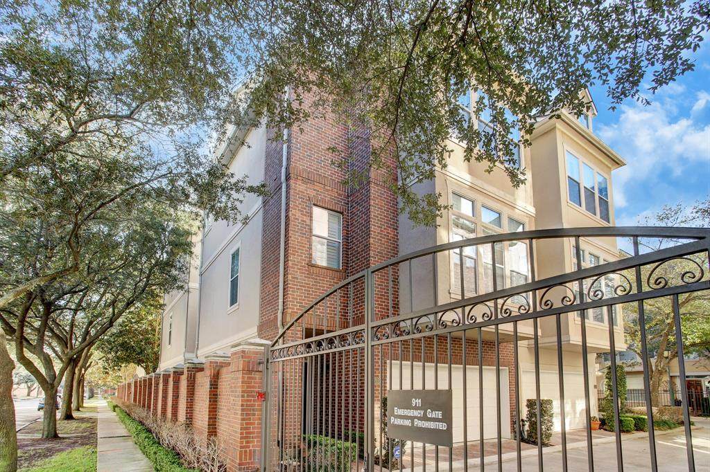 2128 Bancroft Street - Photo 1