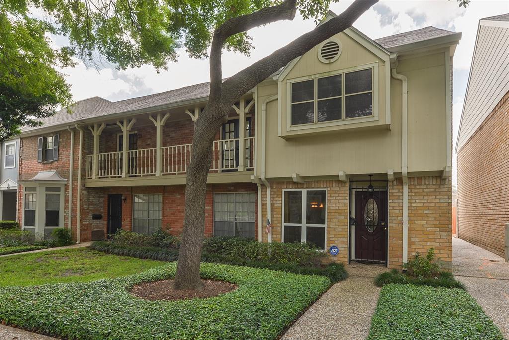 1527 Sam Houston Parkway - Photo 1