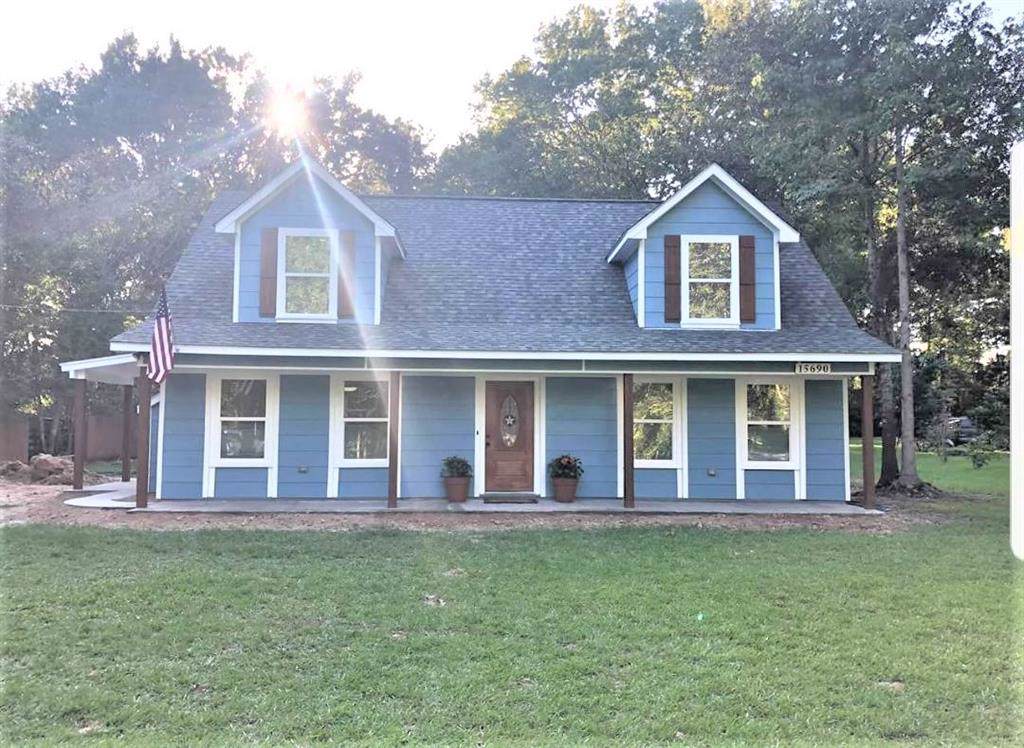 15690 Westgate Road - Photo 1