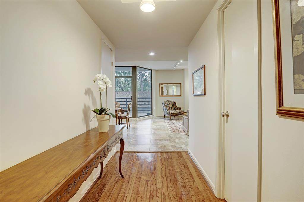 4950 Woodway Drive - Photo 1