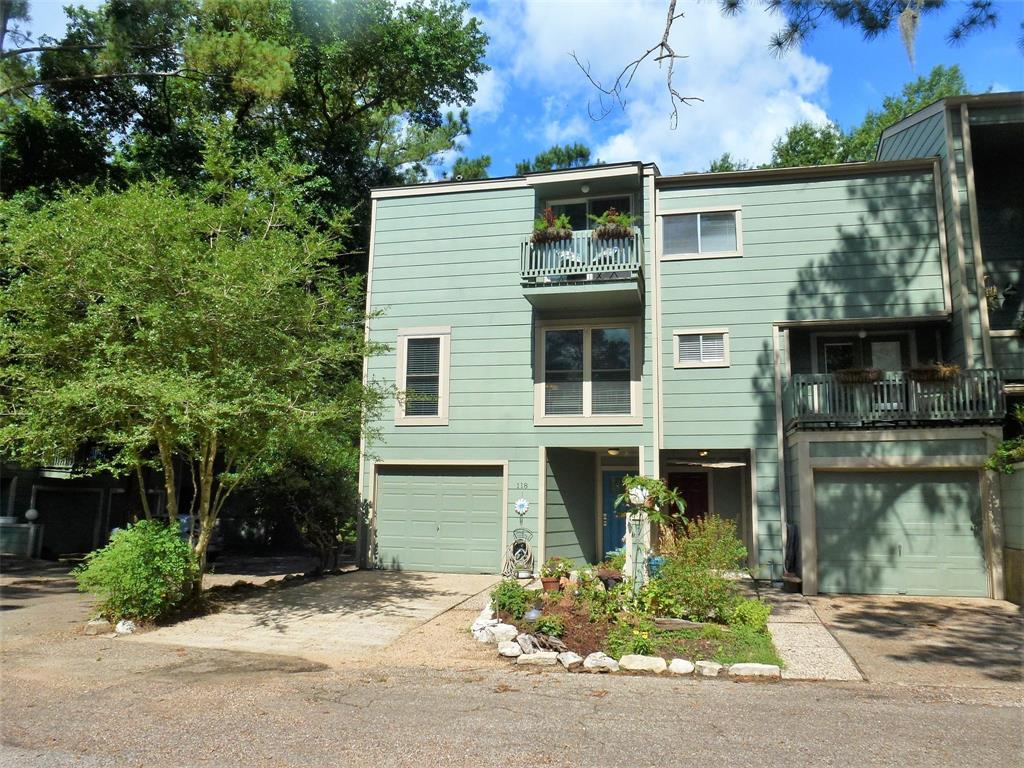 118 Villa Way - Photo 1
