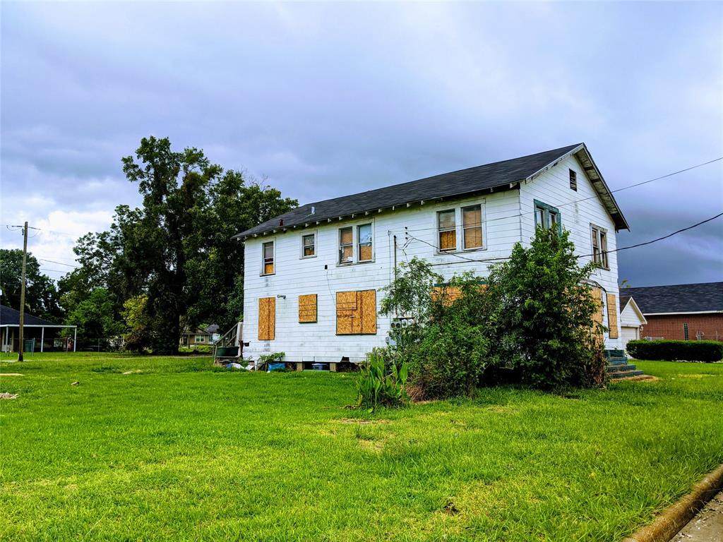870 Jackson Street - Photo 1