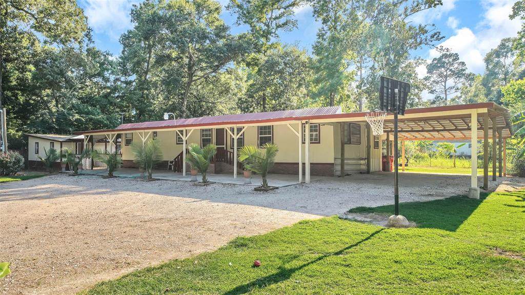 308 County Road 4281 - Photo 1