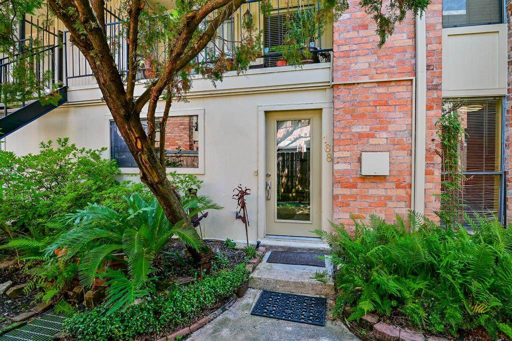 1601 Shepherd Drive - Photo 1