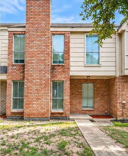 1548 East Avenue - Photo 1