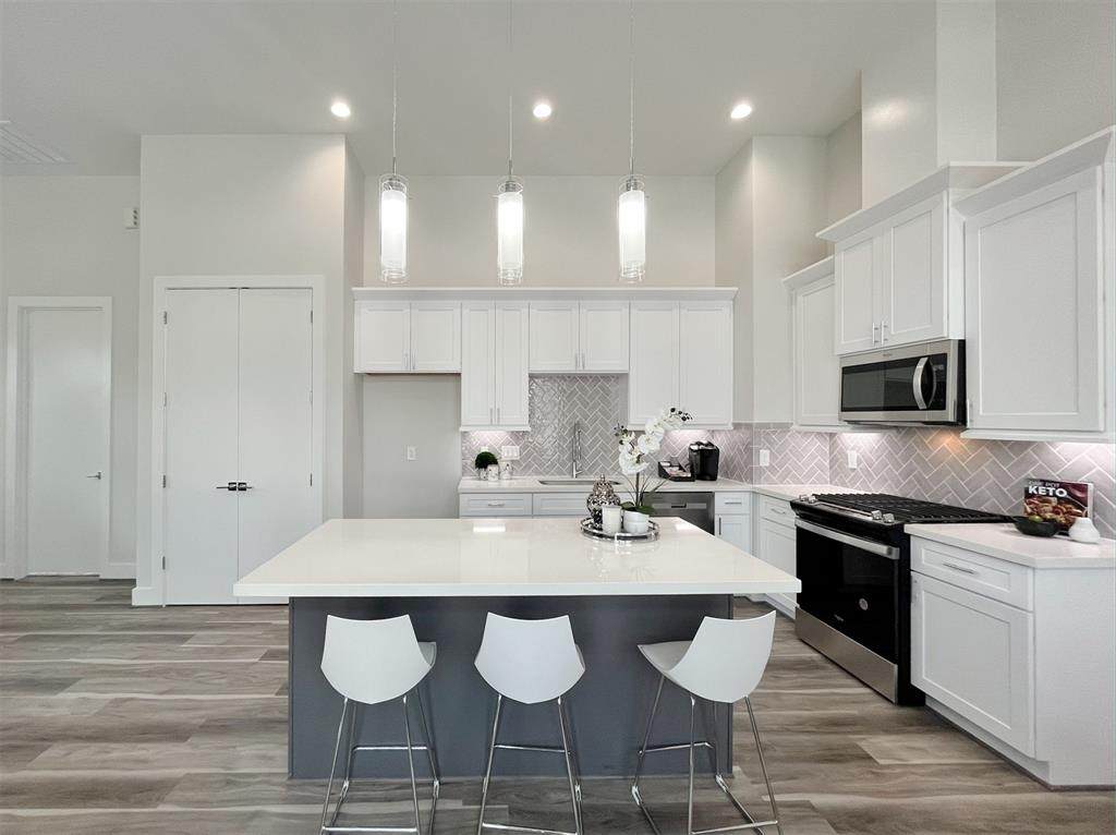 774 Paul Quinn Street - Photo 1