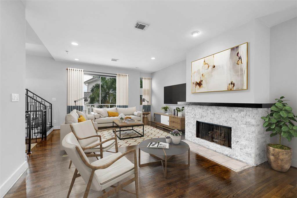 4709 Caroline Street - Photo 1